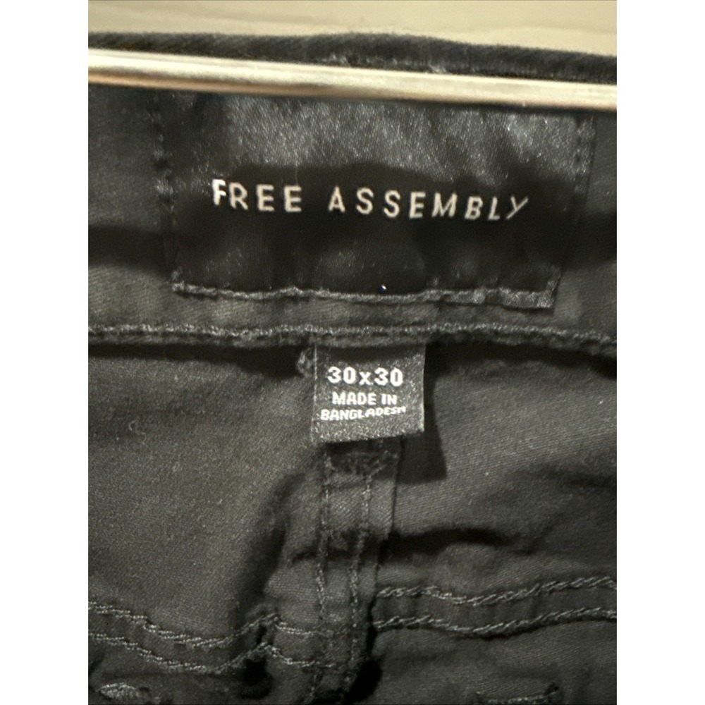 Free Assembly Black Jeans Straight Leg 5 Pocket Modern - New With Tags - Picture 10 of 15